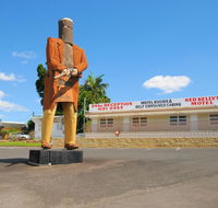 Ned Kelly's Motel - Accommodation Port Macquarie