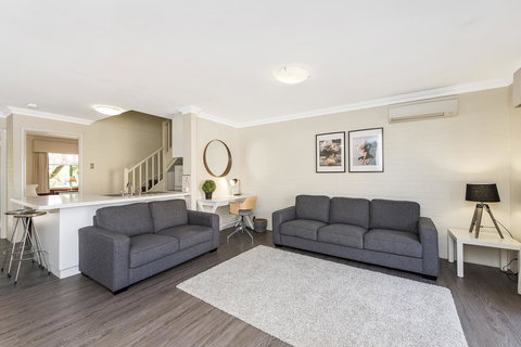 Subiaco Village 30 - Accommodation Port Macquarie 0