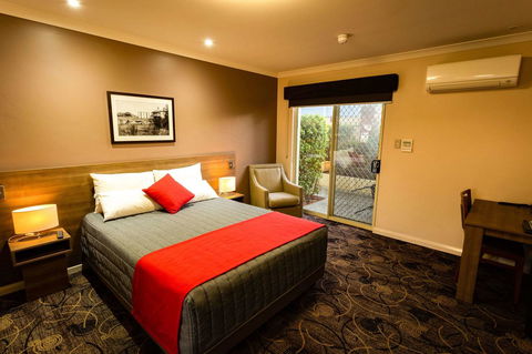 Quality Hotel Bayswater - Accommodation Port Macquarie 1