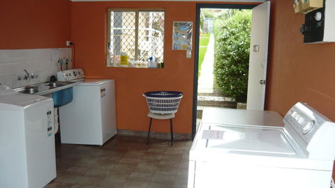 Albany Apartments - Accommodation Port Macquarie 15