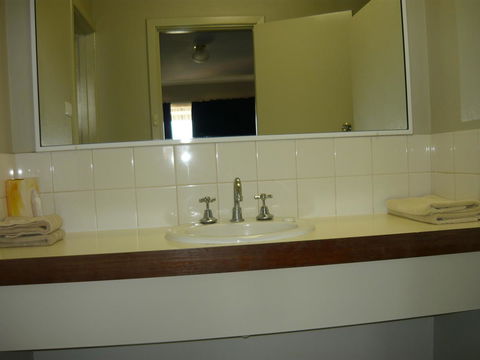 Albany Apartments - Accommodation Port Macquarie 14