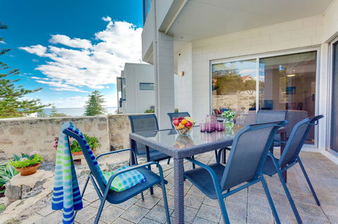 Cottesloe Contemporary Villa - Accommodation Port Macquarie 14