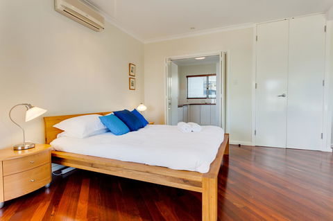 Cottesloe Contemporary Villa - Accommodation Port Macquarie 13