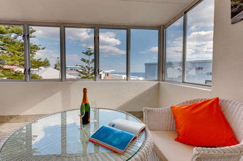 Cottesloe Contemporary Villa - Accommodation Port Macquarie 1