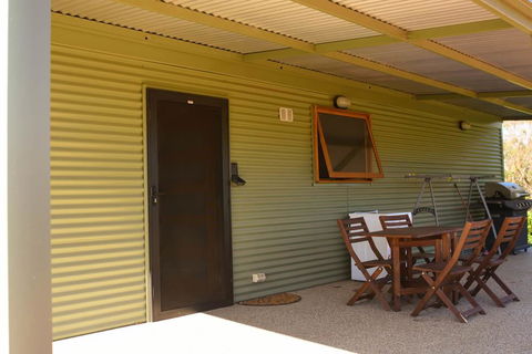 Swan Valley Sisters - Accommodation Port Macquarie 13