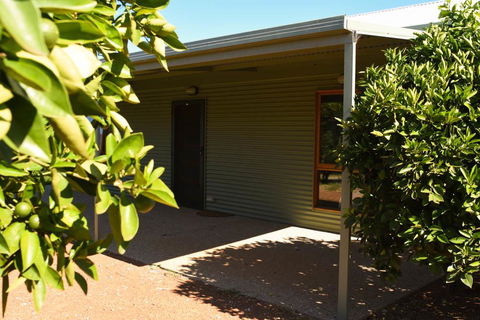 Swan Valley Sisters - Accommodation Port Macquarie 14