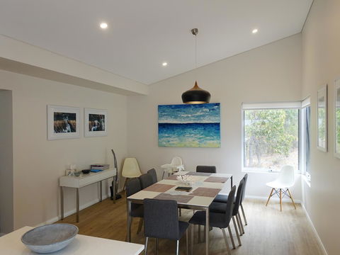 The Villa Dunsborough - Accommodation Port Macquarie 4