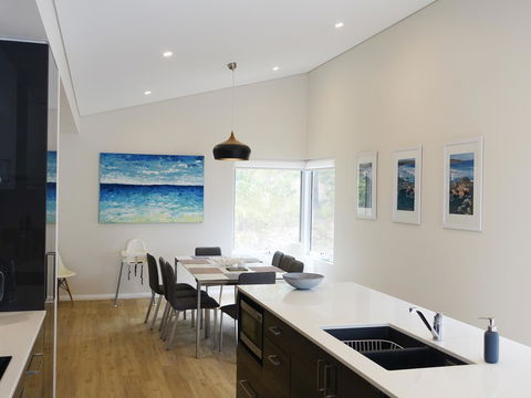The Villa Dunsborough - Accommodation Port Macquarie 12