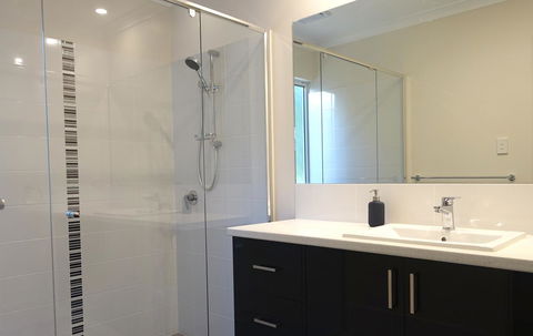 The Villa Dunsborough - Accommodation Port Macquarie 13