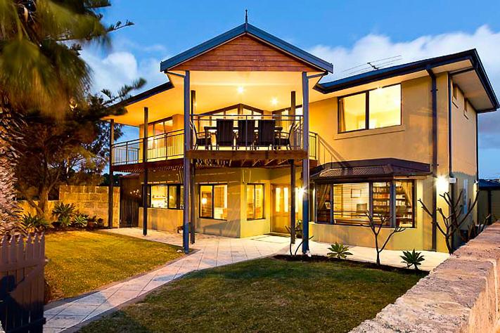 Mullaloo WA Accommodation Port Macquarie