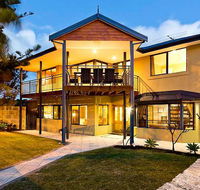 Mullaloo Beachfront Retreat - Accommodation Port Macquarie