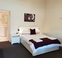 Stirling Apartments - Studio 1 - Accommodation Port Macquarie