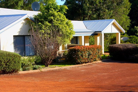 Bayside Villas - Accommodation Port Macquarie 0