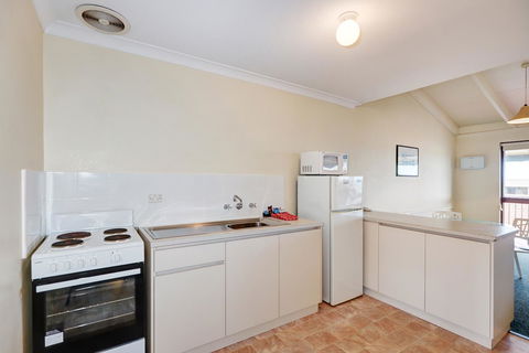 West Beach Lagoon 114 â€“ Ocean Views - Accommodation Port Macquarie 5