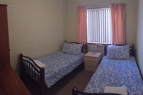 Geraldton Holliday Villas - Accommodation Port Macquarie 6