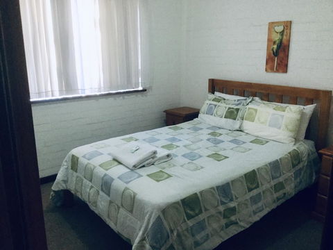 Geraldton Holliday Villas - Accommodation Port Macquarie 28