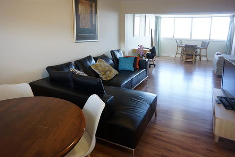 Studio 208 With Ocean Views - Accommodation Port Macquarie 11