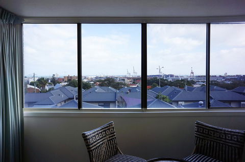 Studio 208 With Ocean Views - Accommodation Port Macquarie 17