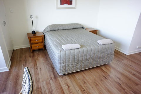 Studio 208 With Ocean Views - Accommodation Port Macquarie 5