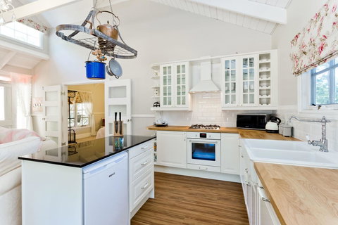 Quiet Escapes Cottages - Accommodation Port Macquarie 21