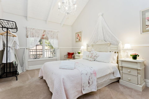 Quiet Escapes Cottages - Accommodation Port Macquarie 22