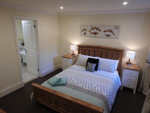 Quiet Escapes Cottages - Accommodation Port Macquarie 8