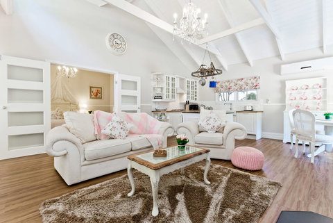 Quiet Escapes Cottages - Accommodation Port Macquarie 20