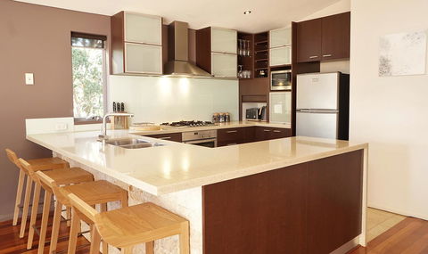 Central Avenue Apartments - Accommodation Port Macquarie 7