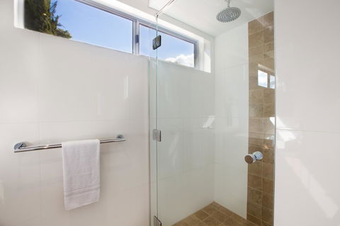 Central Avenue Apartments - Accommodation Port Macquarie 11