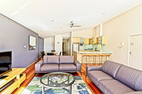 Central Avenue Apartments - Accommodation Port Macquarie 13