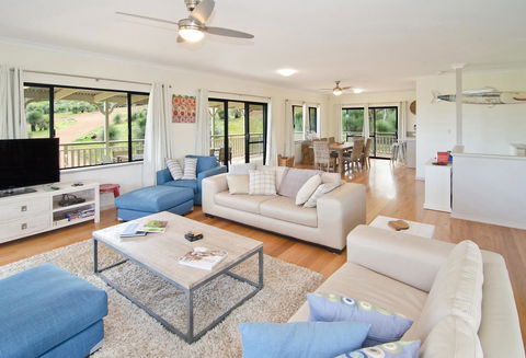Tranquility - Accommodation Port Macquarie 7