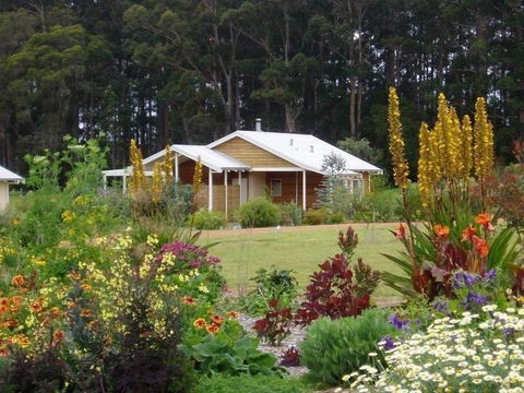 Big Brook Retreat - Accommodation Port Macquarie 0