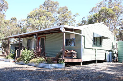 Kendenup Cottages And Lodge - Accommodation Port Macquarie 30
