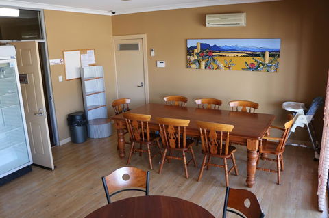 Kendenup Cottages And Lodge - Accommodation Port Macquarie 39