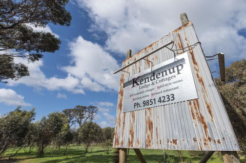Kendenup Cottages And Lodge - Accommodation Port Macquarie 0