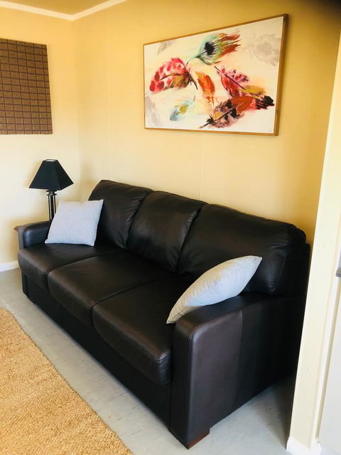 Kendenup Cottages And Lodge - Accommodation Port Macquarie 8