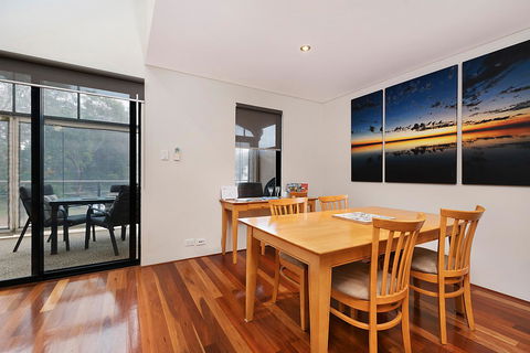 Sunset On Fearn - Accommodation Port Macquarie 10