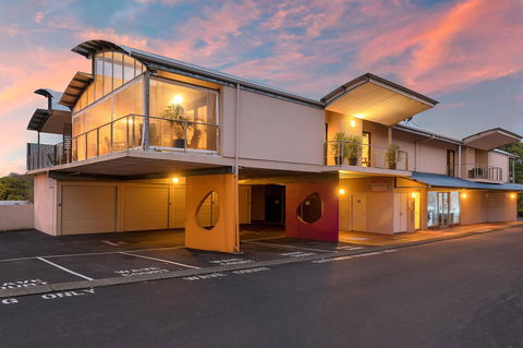 Sunset On Fearn - Accommodation Port Macquarie 0
