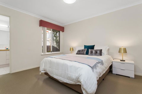 Como South Perth Villa - Accommodation Port Macquarie 19