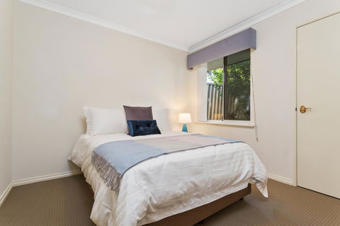 Como South Perth Villa - Accommodation Port Macquarie 6