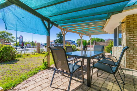 Como South Perth Villa - Accommodation Port Macquarie 10