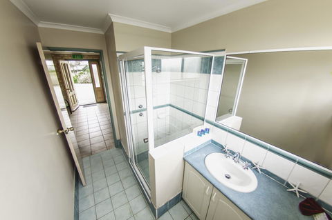 Esperance Foreshore Apartments - Accommodation Port Macquarie 37