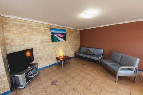Esperance Foreshore Apartments - Accommodation Port Macquarie 42