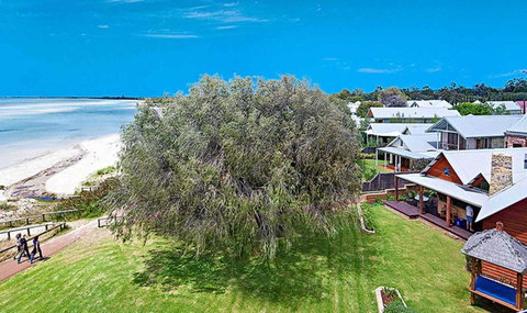Beach House Dunsborough - Accommodation Port Macquarie 1