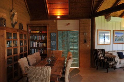 Beach House Dunsborough - Accommodation Port Macquarie 14