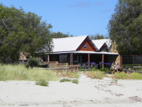 Beach House Dunsborough - Accommodation Port Macquarie 9
