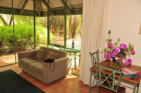 Waterfall Cottages - Accommodation Port Macquarie 10