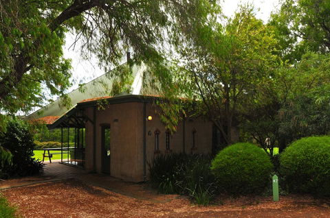Waterfall Cottages - Accommodation Port Macquarie 19