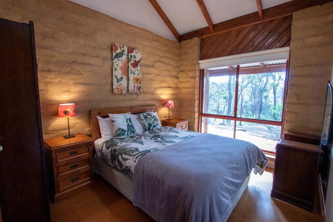 Denmark Forest Retreat - Accommodation Port Macquarie 12
