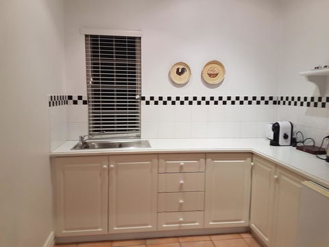 Two Sisters Chalets - Accommodation Port Macquarie 11